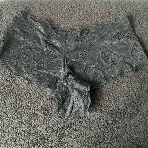 Victoria Secret Lace Cheeky Panties - Size Large (set of 2)